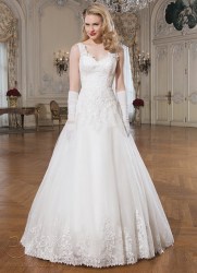 Νυφικό του οίκου  JUSTIN ALEXANDER από την  Collection 2016.